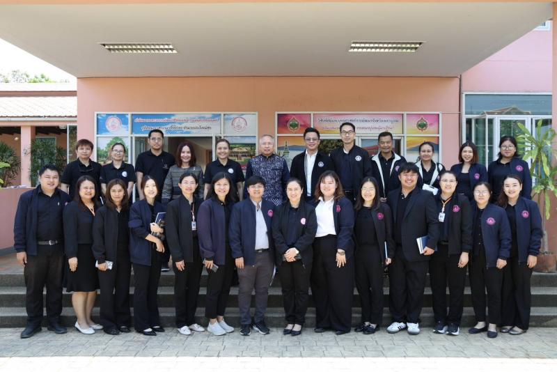 ปลัด พม. เป็นประธา�