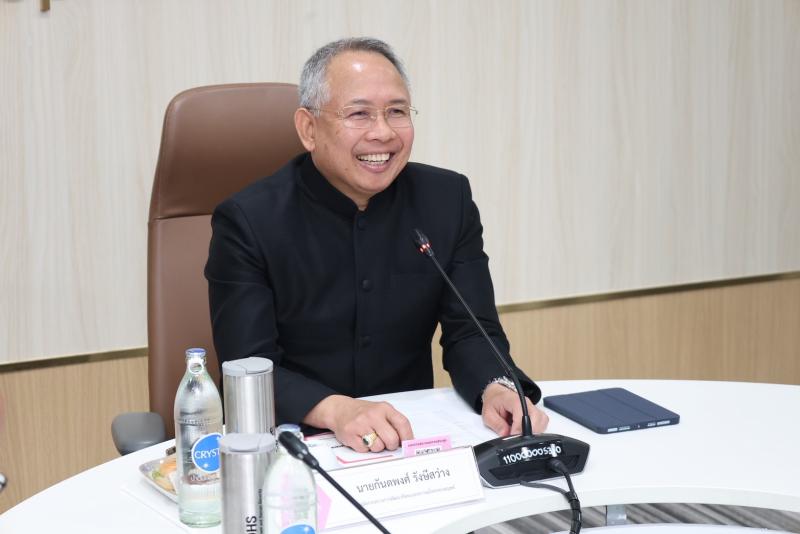 ปลัด พม. เป็นประธา�