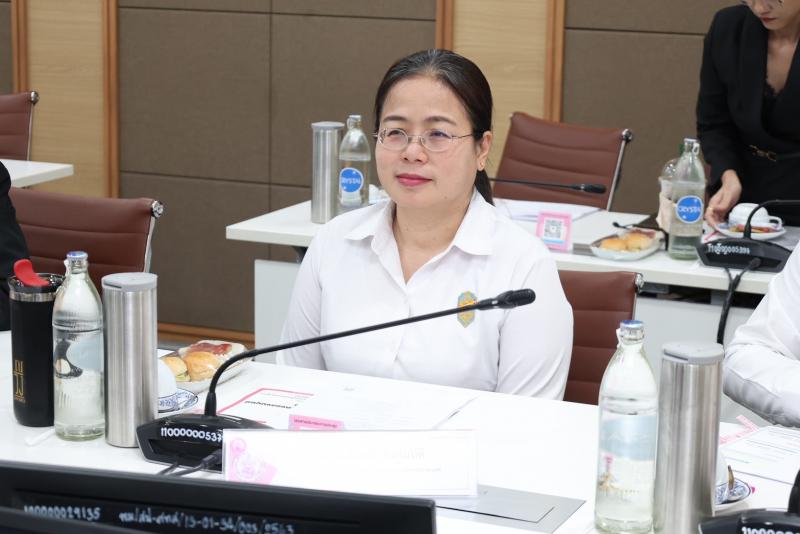 ปลัด พม. เป็นประธา�