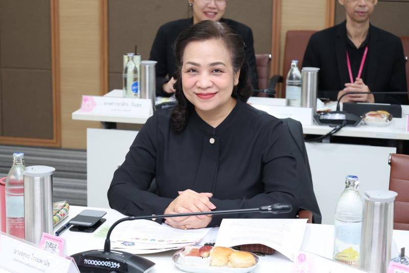 ปลัด พม. เป็นประธา�