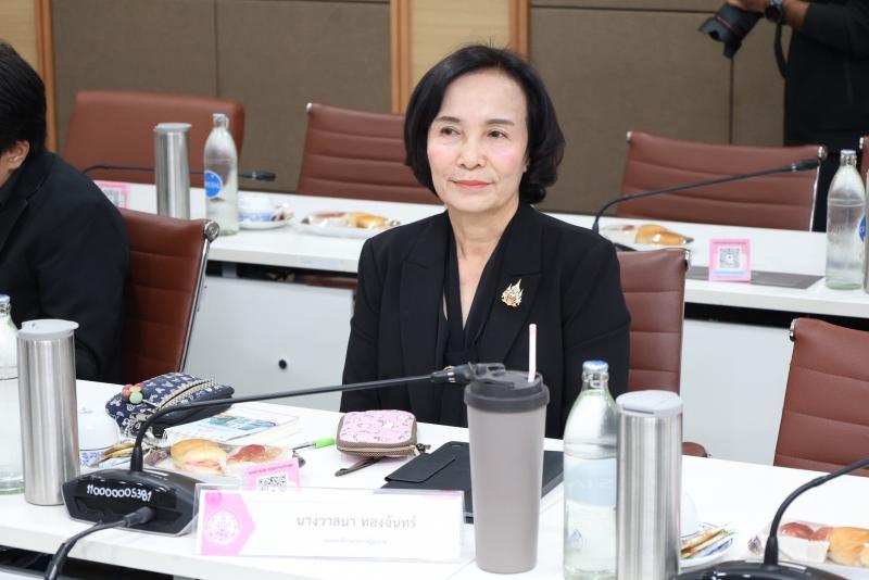 ปลัด พม. เป็นประธา�