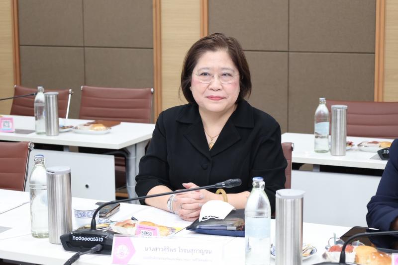ปลัด พม. เป็นประธา�