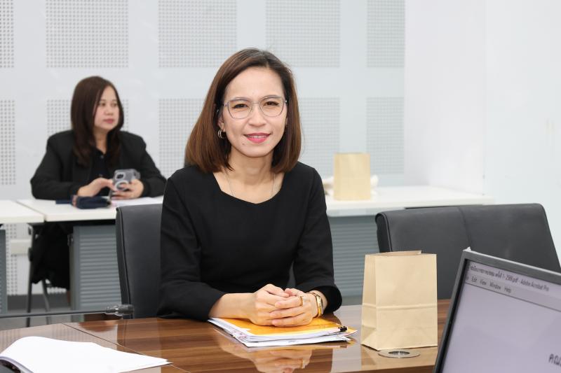 นางสาวสุนีย์ ศรีส�