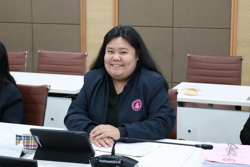 ปลัด พม. เป็นประธา�