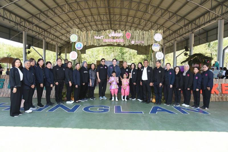 อัครา รมว.พม. หนุนท�