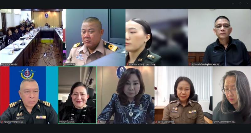 นางสาวนภาพร  เมฆาผ