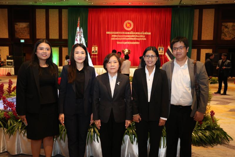 นางสาวสุนีย์ ศรีส�
