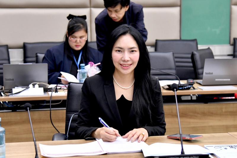 นางสาวสุนีย์ ศรีส�