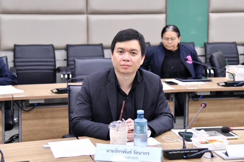 นางสาวสุนีย์ ศรีส�