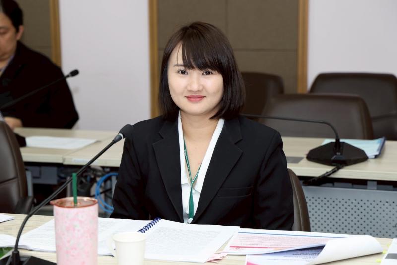 นางสาวสุนีย์ ศรีส�
