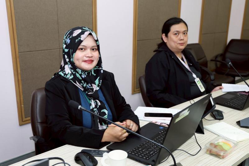 นางสาวสุนีย์ ศรีส�