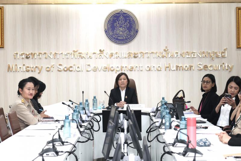 นางสาวสุนีย์ ศรีส�