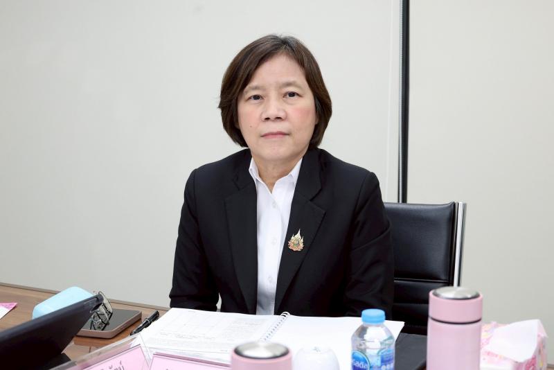 างสาวสุนีย์ ศรีสง�