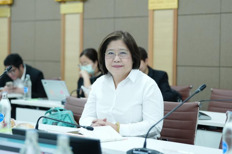 ปลัด พม. เป็นประธา�