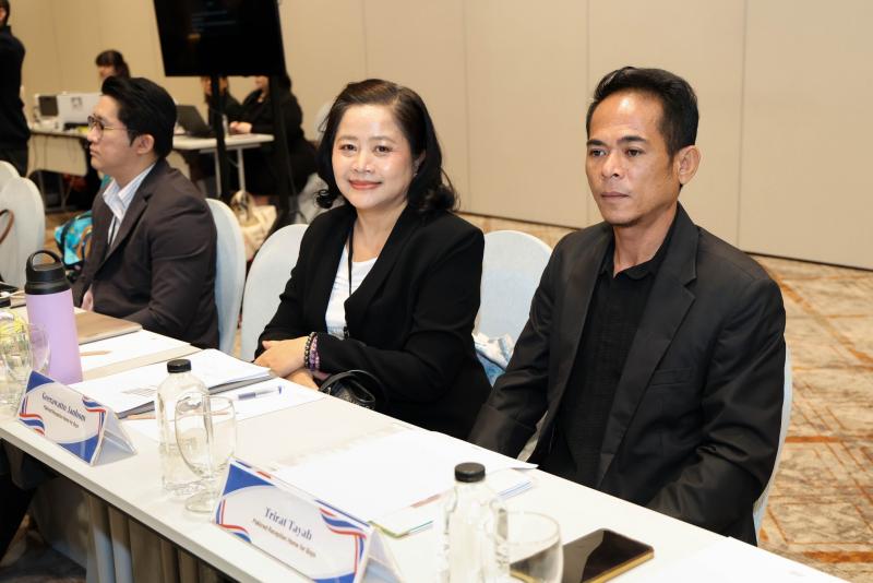 นางสาวสุนีย์ ศรีส�