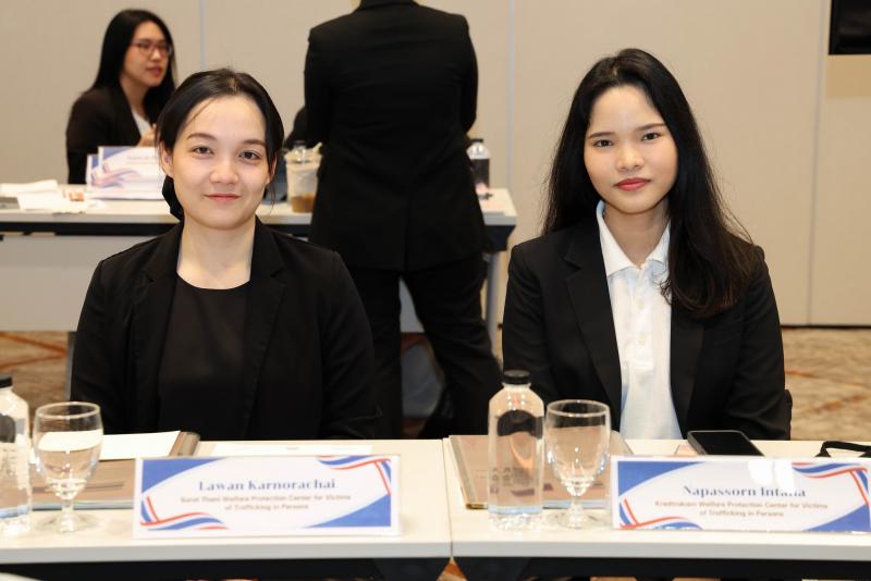 นางสาวสุนีย์ ศรีส�