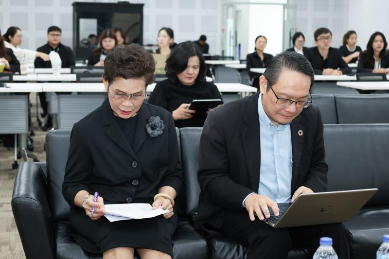 ปลัด พม. เป็นประธา�