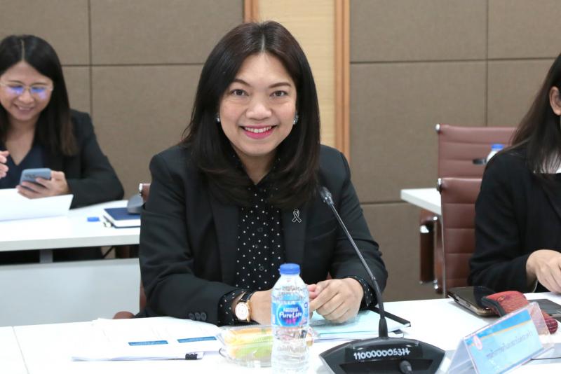 ปลัด พม. เป็นประธา�