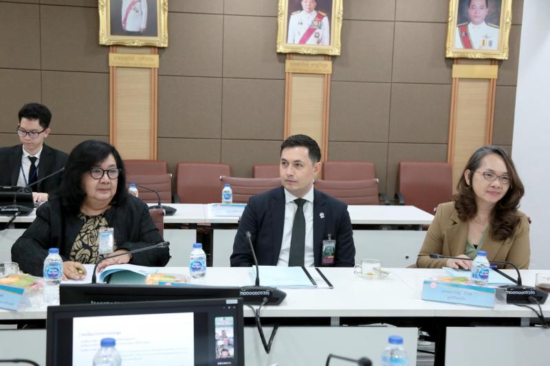 ปลัด พม. เป็นประธา�