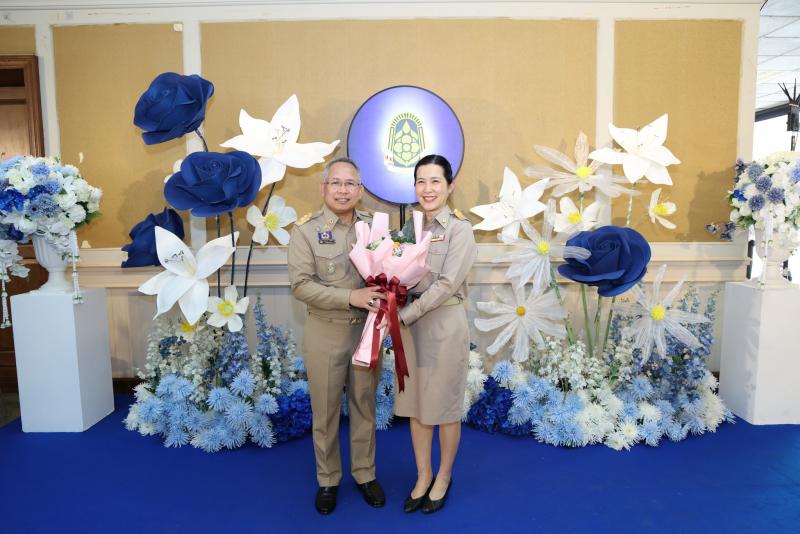 ปลัด พม. ร่วมแสดงค�