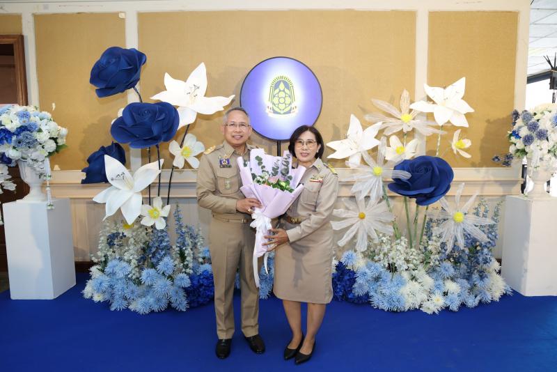 ปลัด พม. ร่วมแสดงค�