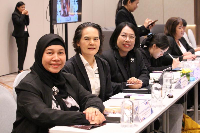 นางสาวสุนีย์ ศรีส�