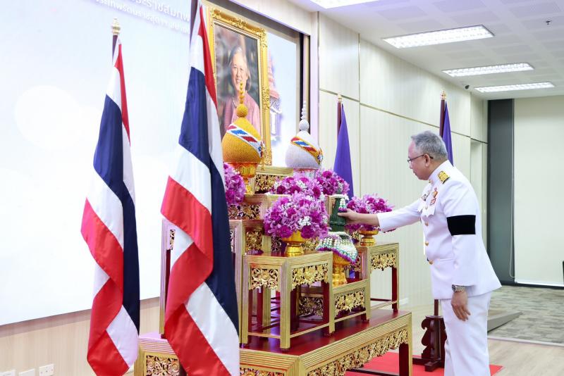 ปลัด พม. เป็นประธา�