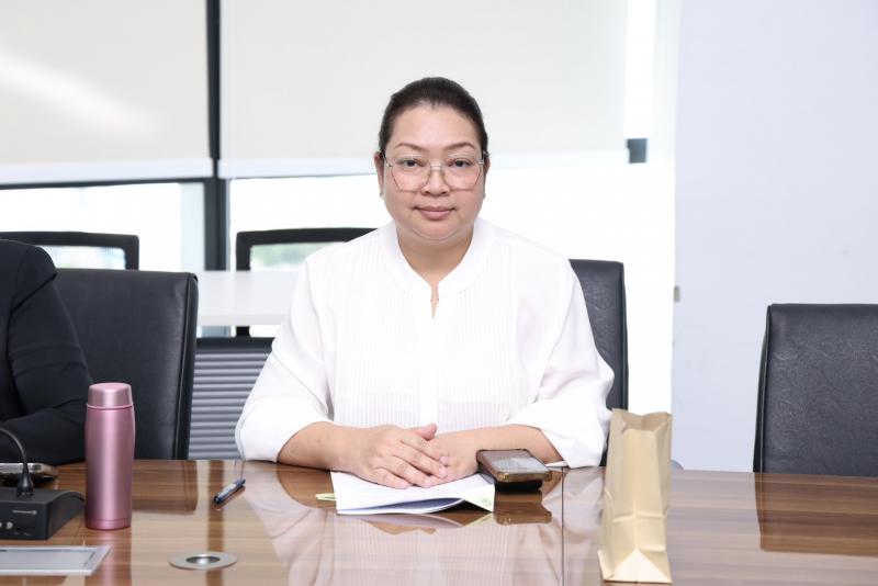นางสาวสุนีย์ ศรีส�