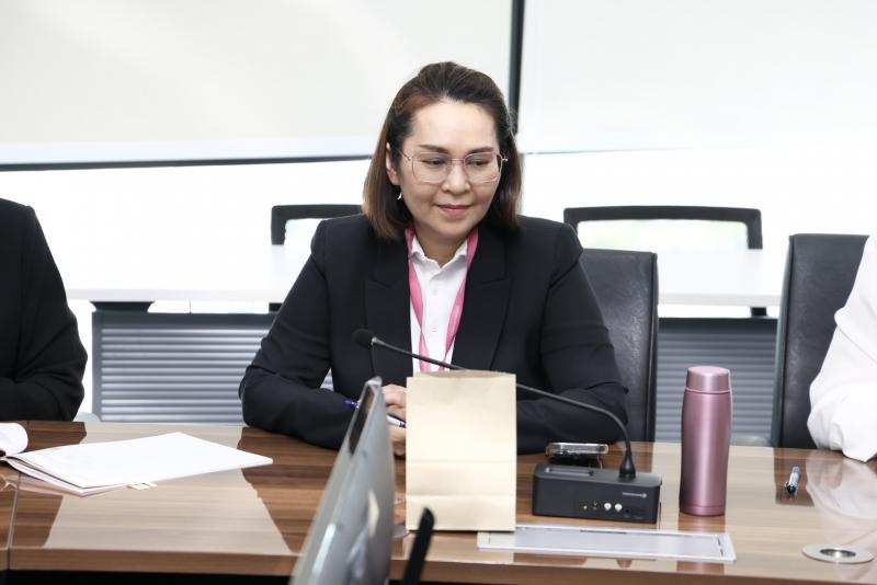 นางสาวสุนีย์ ศรีส�