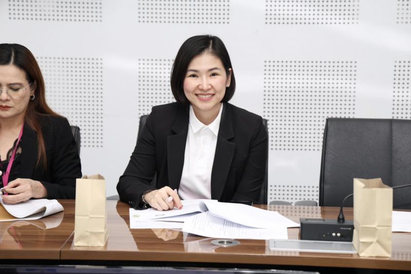 นางสาวสุนีย์ ศรีส�