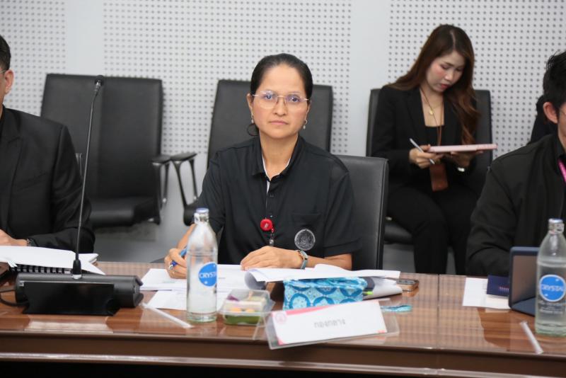 นางสาวสุนีย์ ศรีส�