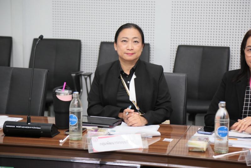นางสาวสุนีย์ ศรีส�