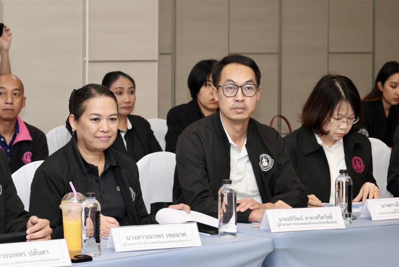 ปลัด พม. ลงพื้นที่�