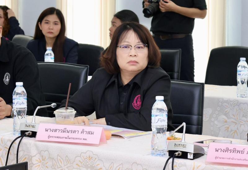 ปลัด พม. ลงพื้นที่�