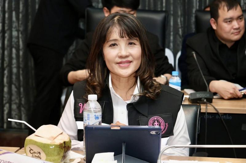 ปลัด พม. ลงพื้นที่�
