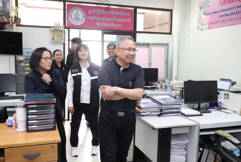 ปลัด พม. ลงพื้นที่�