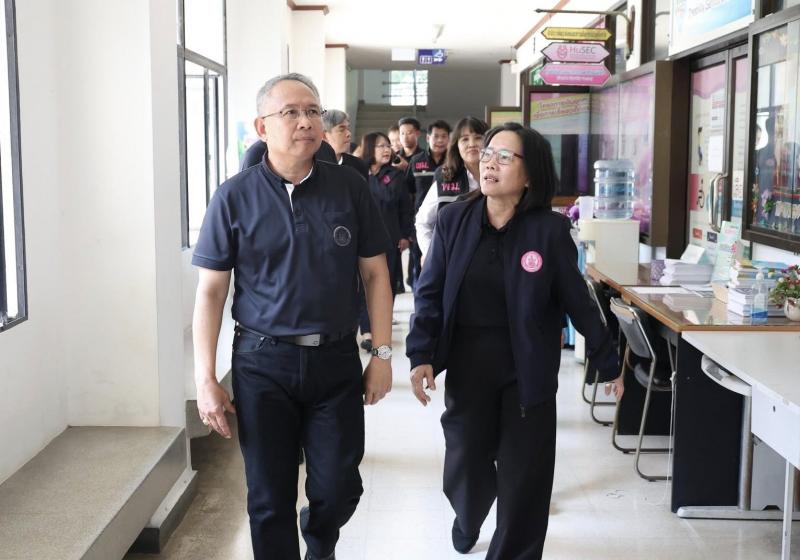 ปลัด พม. ลงพื้นที่�