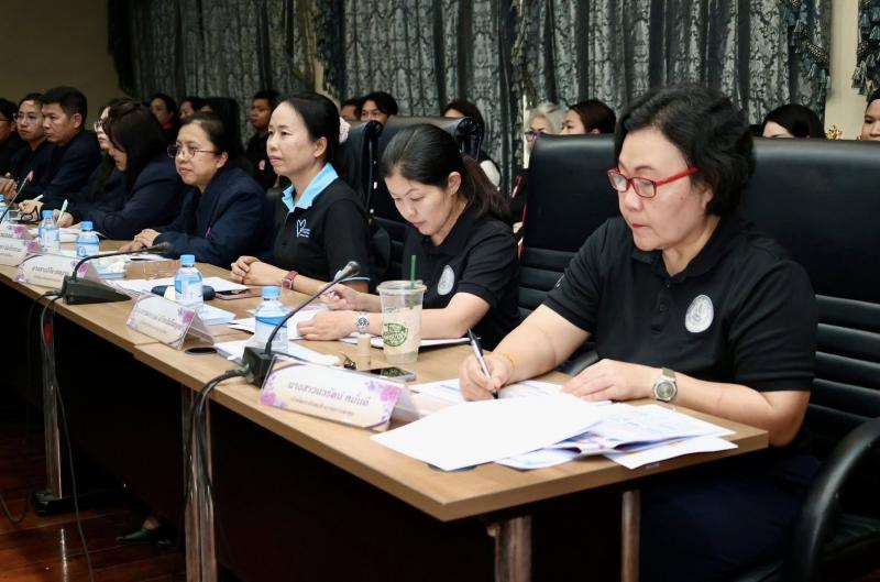 ปลัด พม. ลงพื้นที่�