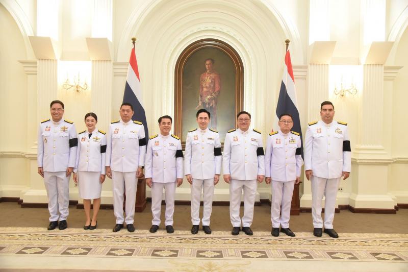 นายนิกร โสมกลาง รั