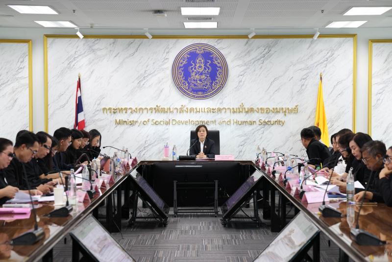 นางสาวสุนีย์ ศรีส�