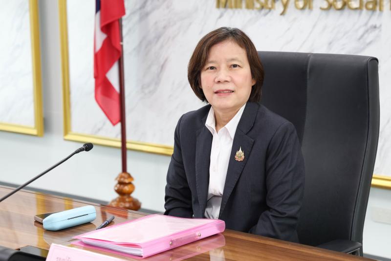 นางสาวสุนีย์ ศรีส�