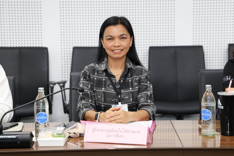 นางสาวสุนีย์ ศรีส�
