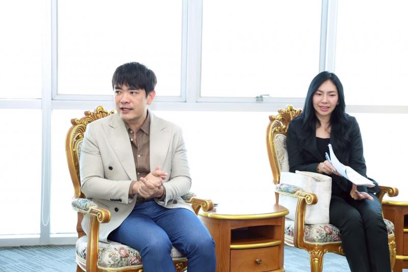 ปลัด พม. ให้นางสาว�