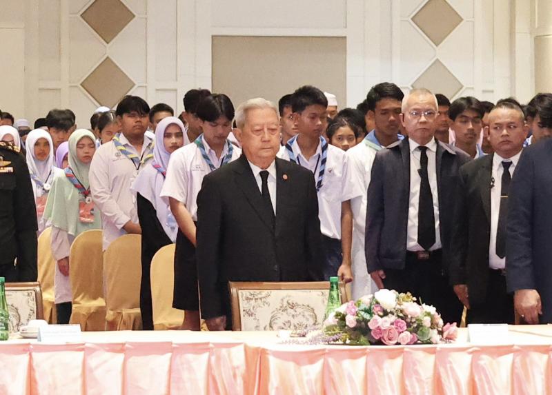 นายกิตติ  อินทรกุล