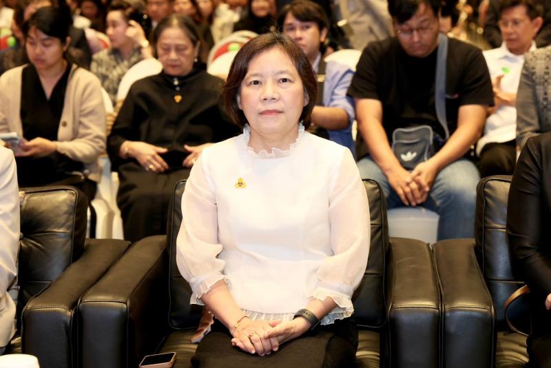 รมว.พม. กล่าวรายงา�