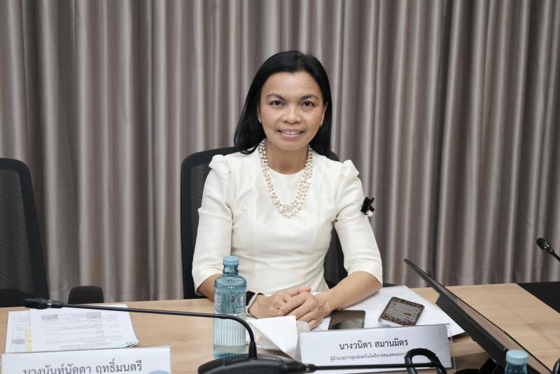 นางสาวสุนีย์ ศรีส�