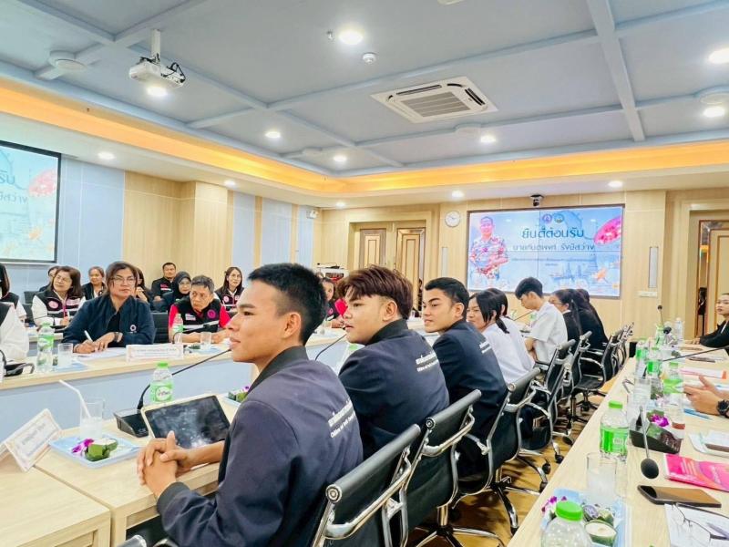 ปลัด พม. ลงพื้นที่�