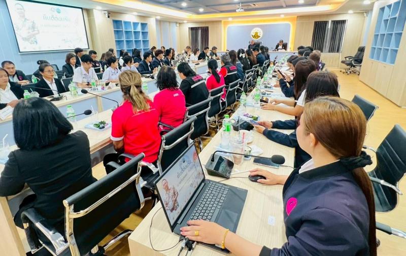 ปลัด พม. ลงพื้นที่�