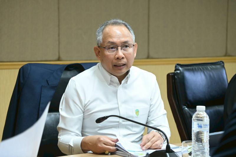 รมว.พม. เป็นประธาน�