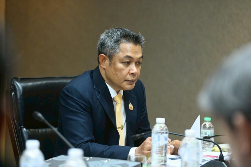 รมว.พม. เป็นประธาน�